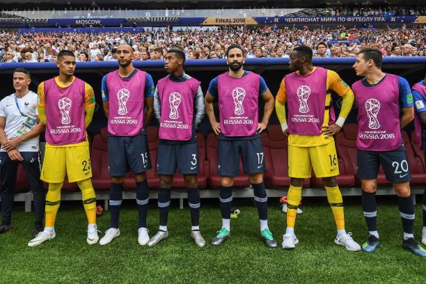 更在受伤后 更在受伤后