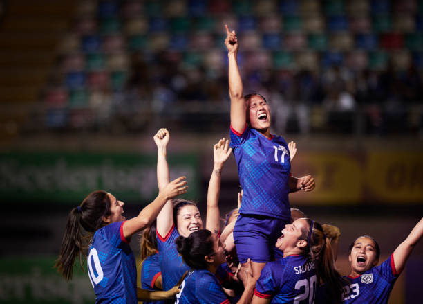 类似于格策 类似于格策